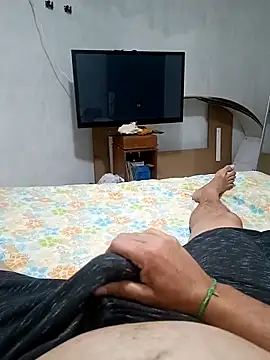 Snapshot of Lupercinio chatting on November 14, 2025, 8:40 pm Lupercinio online show from November 14, 2025, 8:40 pm