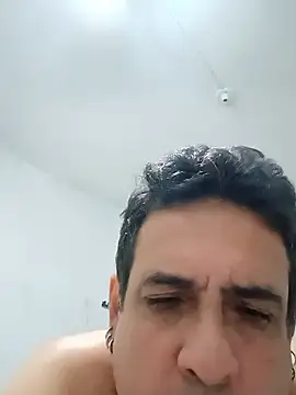 Snapshot of Lupercinio chatting on November 24, 2025, 2:44 am Lupercinio online show from November 24, 2025, 2:44 am