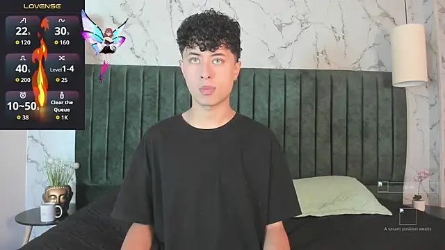 Noah dupont  online show from November 15, 2025, 11:51 am