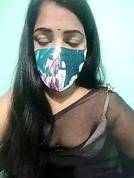 Honeya96 online show from November 14, 2025, 4:38 pm