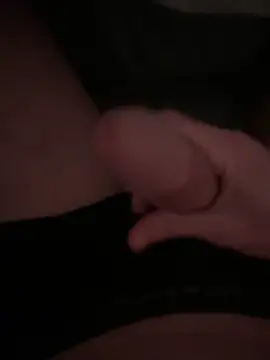 groschibre40100 online show from November 24, 2025, 8:52 pm