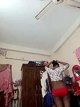 CuteMahi1 online show from November 11, 2025, 6:24 am