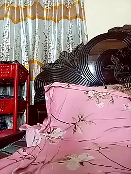 CuteMahi1 online show from November 26, 2025, 10:22 pm