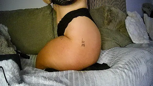 Snapshot of lorenarowena chatting on February 20, 2026, 11:16 pm lorenarowena online show from February 20, 2026, 11:16 pm