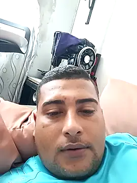 Snapshot of tutancamin chatting on November 9, 2025, 3:54 pm tutancamin online show from November 9, 2025, 3:54 pm