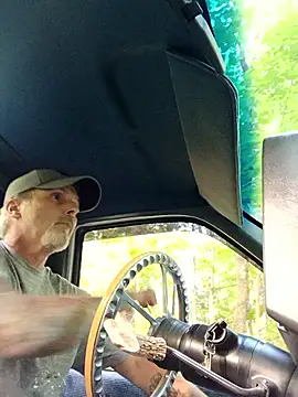 throbbbyxh online show from April 26, 2026, 10:51 pm