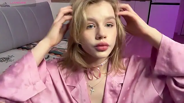 MiroslavaFairy online show from November 18, 2025, 12:53 pm