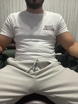 DARK0924 online show from November 26, 2025, 9:49 pm