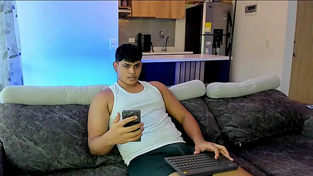 james smithx online show from November 21, 2025, 10:08 pm