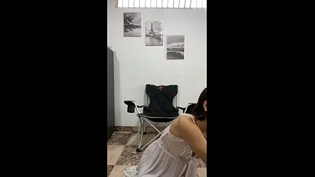 Romeoandjulietta online show from November 24, 2025, 3:56 pm