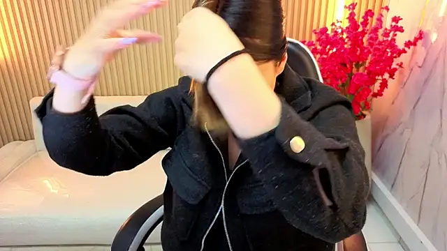 venus velvet tp online show from April 13, 2026, 12:32 pm