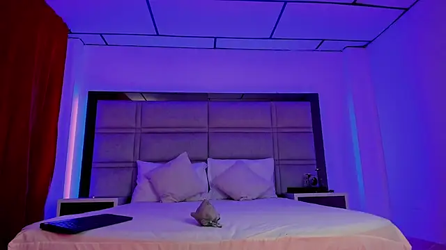 Maximo king25 online show from November 27, 2025, 4:03 am