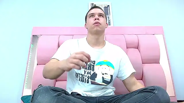 Liam York  online show from November 18, 2025, 12:31 pm