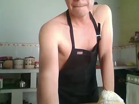 Snapshot of Maqui3 chatting on May 6, 2026, 7:30 pm Maqui3 online show from May 6, 2026, 7:30 pm
