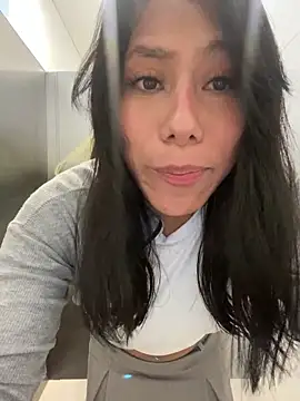 Katherinm online show from November 30, 2025, 7:40 pm