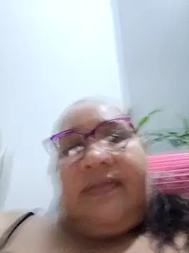 Snapshot of HotXXXgirl_01 chatting on November 12, 2025, 1:39 am HotXXXgirl 01 online show from November 12, 2025, 1:39 am