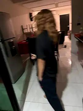 latinahorny11 online show from November 19, 2025, 3:28 am