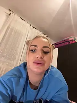 RuxyCatrina online show from November 16, 2025, 10:04 pm