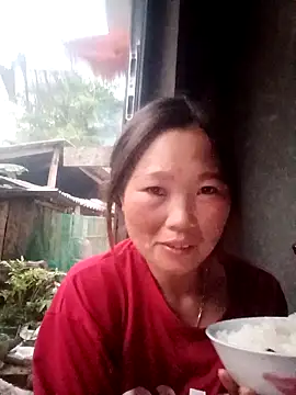 blonde blg online show from December 21, 2025, 10:33 am