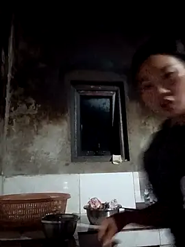 blonde blg online show from February 11, 2026, 11:59 am