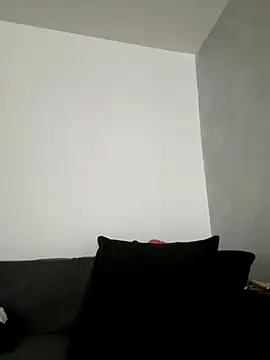 NicollleDiamondd online show from November 21, 2025, 1:10 pm