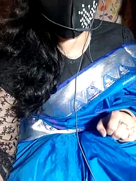 HotGirl23231 online show from May 12, 2026, 6:16 pm