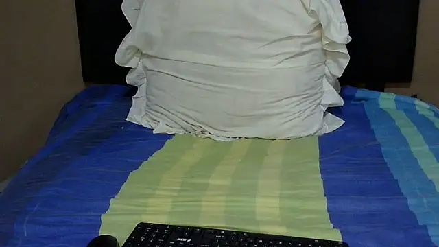 bigsexymama2 online show from March 18, 2026, 3:04 pm