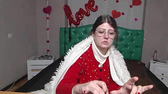 RoseHille online show from February 10, 2026, 2:37 am