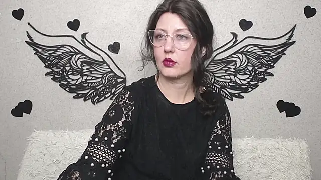 RoseHille online show from April 22, 2026, 5:14 pm