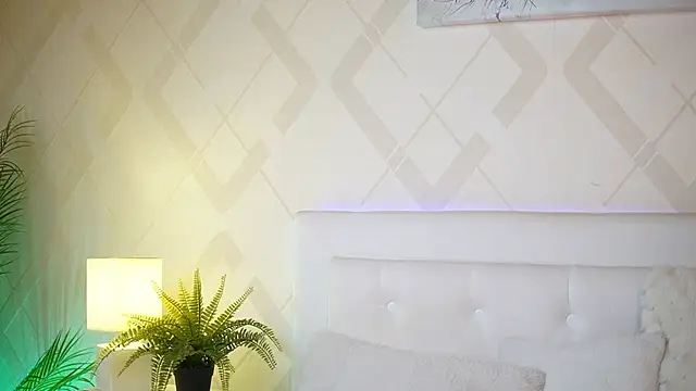 JadeHasy online show from December 15, 2025, 8:13 pm