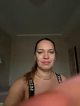 Snapshot of Milana8263 chatting on November 24, 2025, 8:36 am Milana8263 online show from November 24, 2025, 8:36 am