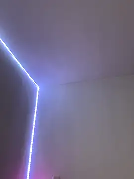 Snapshot of charlo-hot chatting on November 30, 2025, 7:23 am charlo-hot online show from November 30, 2025, 7:23 am