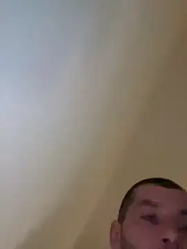 Kinkycouple142 online show from November 14, 2025, 10:40 pm