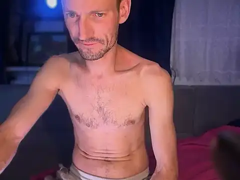 Snapshot of Hotcrazy235 chatting on November 29, 2025, 2:47 am Hotcrazy235 online show from November 29, 2025, 2:47 am