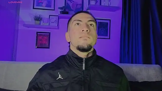 AresMassimoX online show from November 22, 2025, 3:49 am