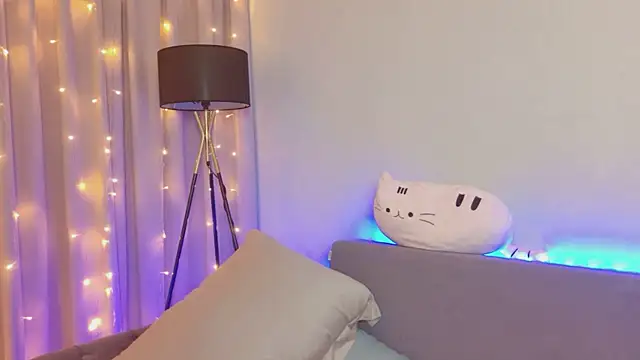 ur shy bambi online show from March 3, 2026, 1:12 am