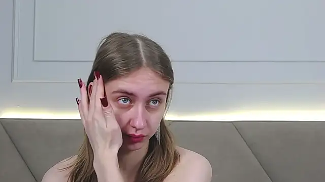 Snapshot of RachaelCute chatting on November 18, 2025, 4:28 am RachaelCute online show from November 18, 2025, 4:28 am