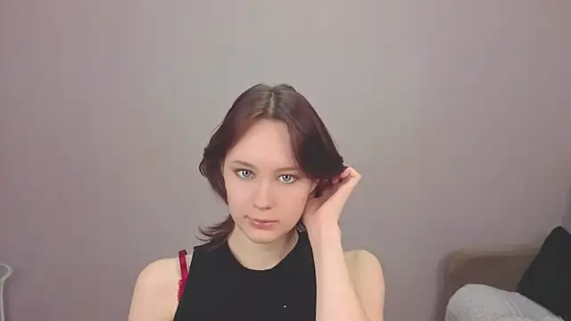 Annie Way online show from November 29, 2025, 1:14 pm