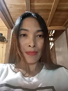 Snapshot of Soursop-op chatting on November 11, 2025, 8:47 am Soursop-op online show from November 11, 2025, 8:47 am