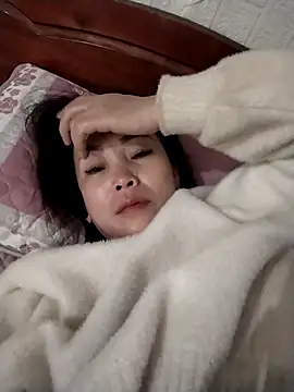 Feeling-hot online show from February 8, 2026, 1:09 am