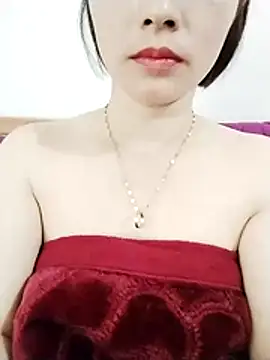 Snapshot of Swan-white123 chatting on January 19, 2026, 1:42 am Swan-white123 online show from January 19, 2026, 1:42 am