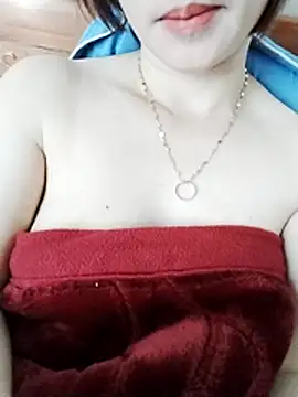 Snapshot of Swan-white123 chatting on February 3, 2026, 5:27 am Swan-white123 online show from February 3, 2026, 5:27 am