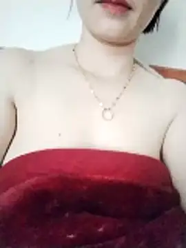 Snapshot of Swan-white123 chatting on February 8, 2026, 9:23 am Swan-white123 online show from February 8, 2026, 9:23 am