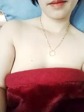 Snapshot of Swan-white123 chatting on February 10, 2026, 1:53 am Swan-white123 online show from February 10, 2026, 1:53 am