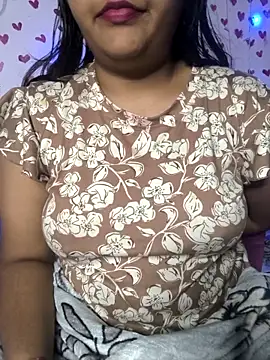 Snapshot of drakezone chatting on November 11, 2025, 9:26 pm drakezone online show from November 11, 2025, 9:26 pm