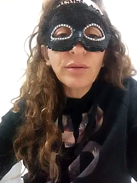 Giorgia13 online show from November 14, 2025, 9:24 pm