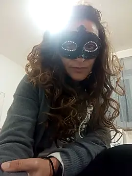 Giorgia13 online show from November 30, 2025, 5:28 pm