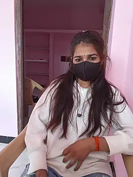 Snapshot of Iamyourdarling chatting on November 15, 2025, 8:33 am Iamyourdarling online show from November 15, 2025, 8:33 am