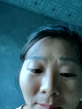 vangkt-cute online show from November 14, 2025, 2:10 am