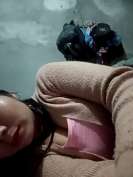 vangkt-cute online show from March 19, 2026, 8:35 pm